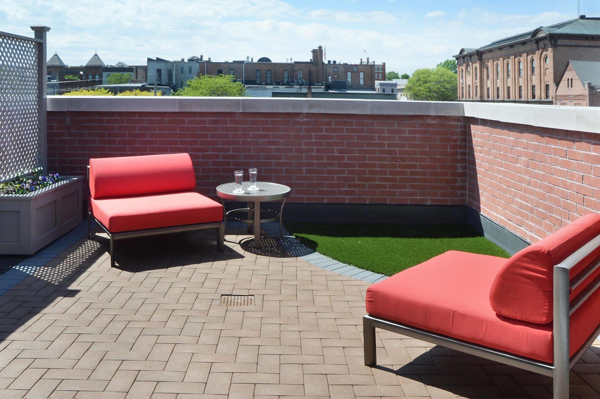 Pavilion Grand Executive Apartments Saratoga Springs Dış mekan fotoğraf